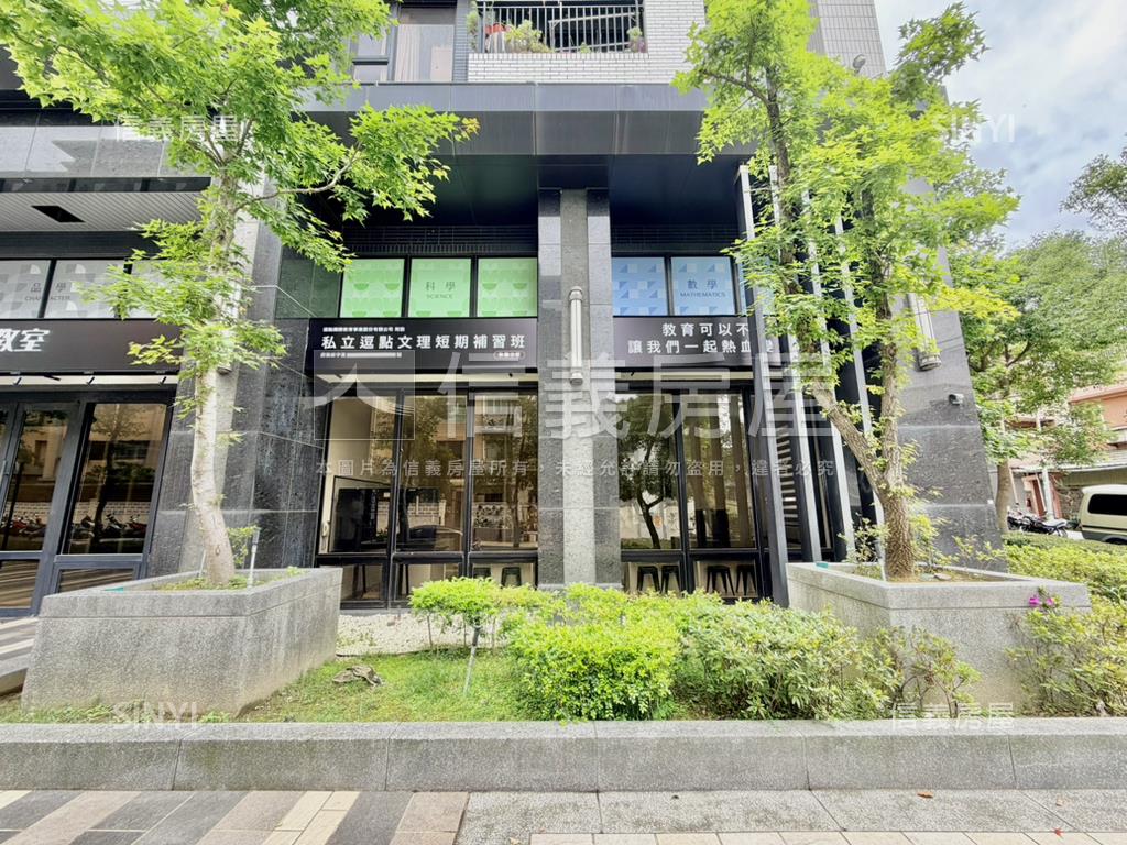 名軒夢享家約２５米寬店面房屋室內格局與周邊環境