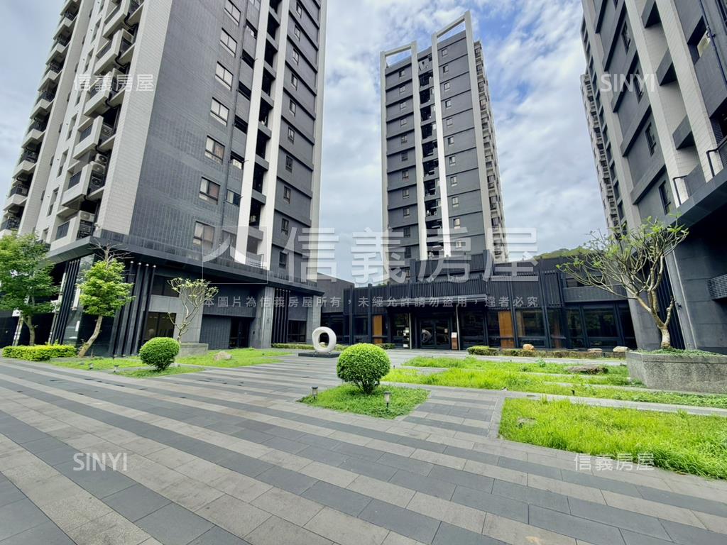 名軒夢享家約２５米寬店面房屋室內格局與周邊環境