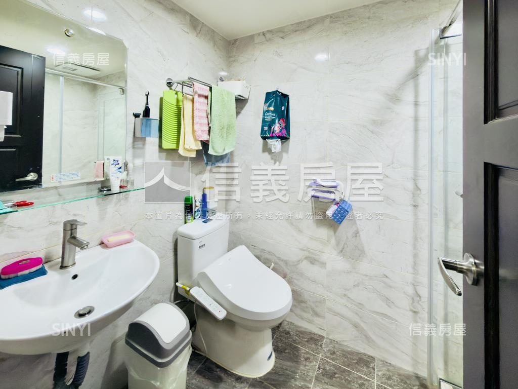 耀台北高樓兩房景觀美宅房屋室內格局與周邊環境