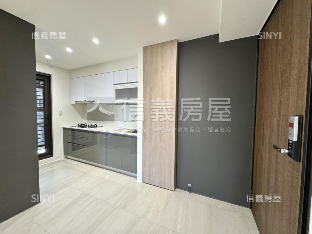 精銳錦裝潢美三房平車房屋室內格局與周邊環境