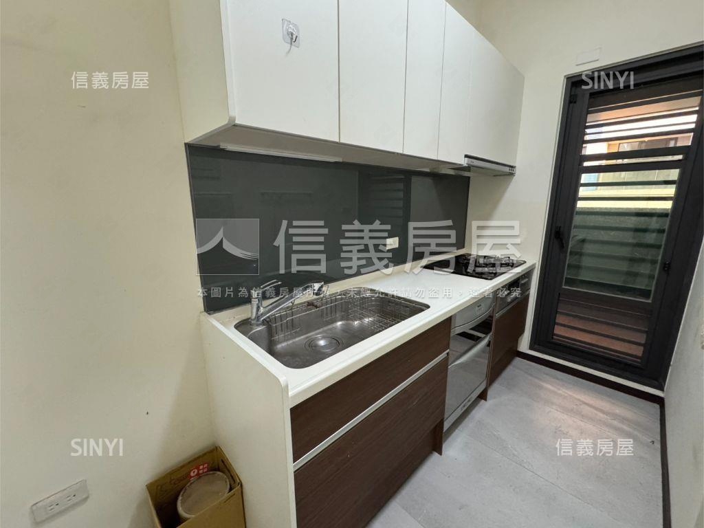 九份子皇龍天慕房屋室內格局與周邊環境