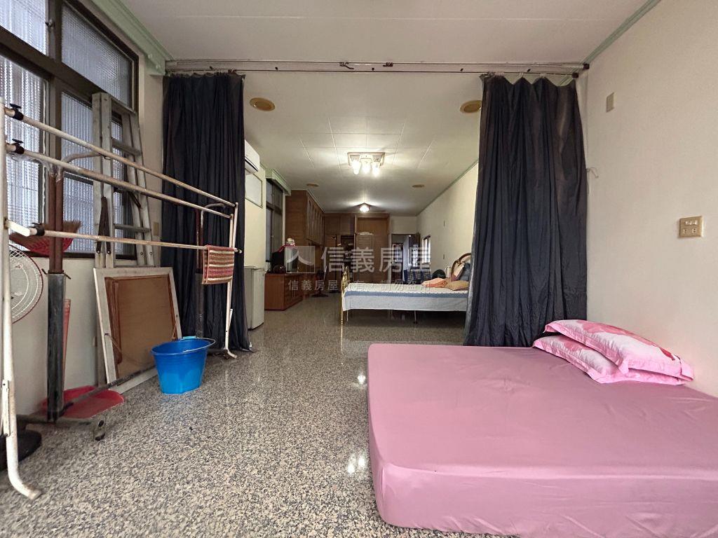 大地坪阿嬤的家房屋室內格局與周邊環境