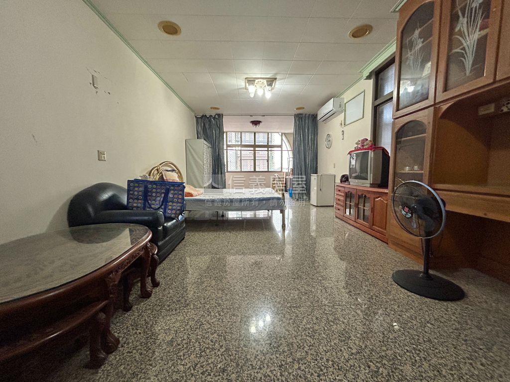 大地坪阿嬤的家房屋室內格局與周邊環境
