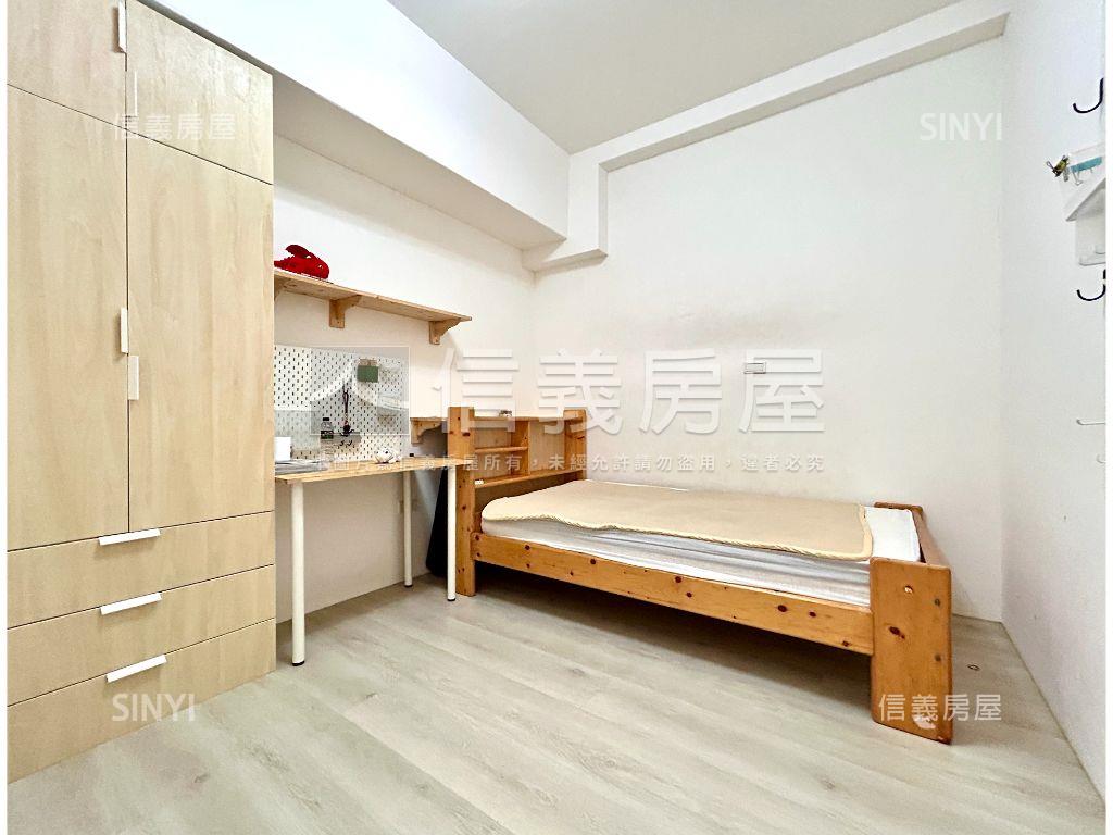 聚富創業金店住房屋室內格局與周邊環境
