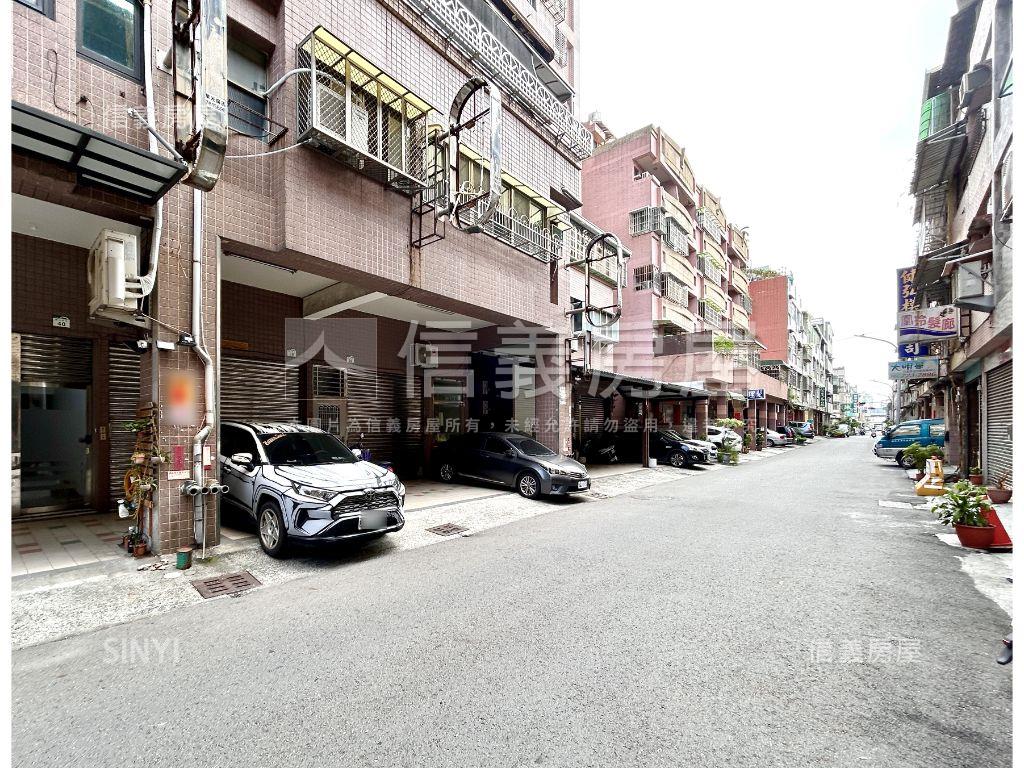 聚富創業金店住房屋室內格局與周邊環境