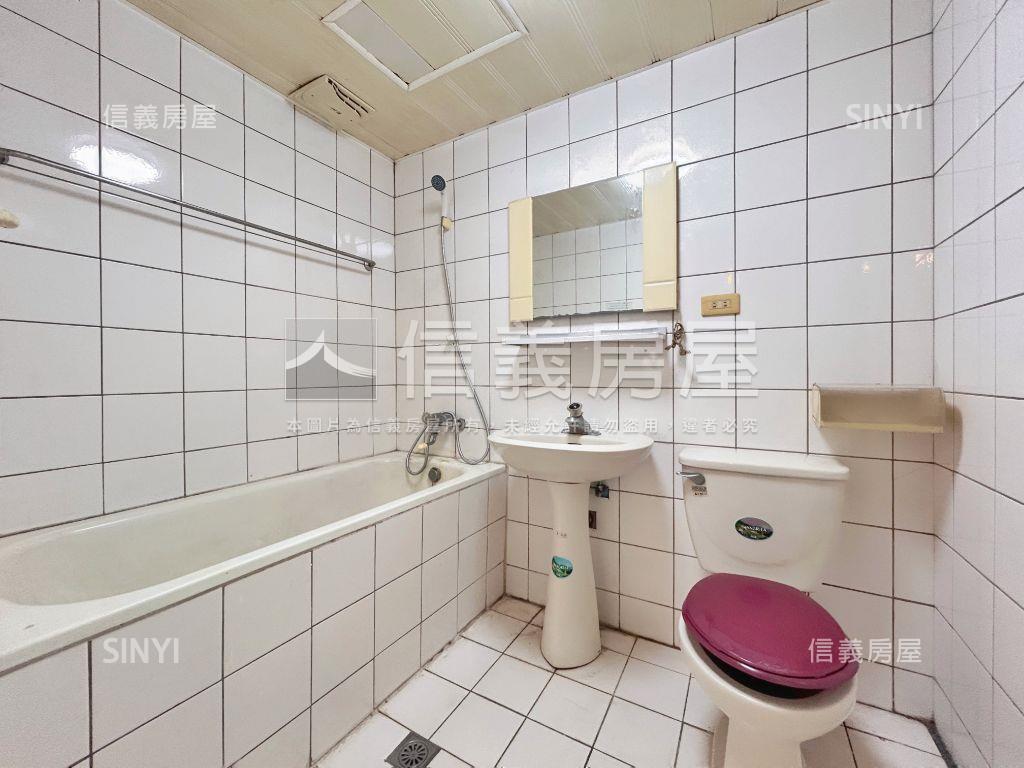 Ａ９三井小資三房平面車位房屋室內格局與周邊環境