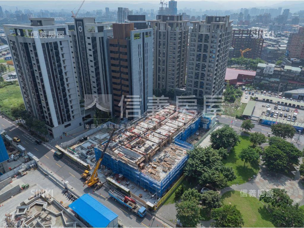 江翠北側正兩房平面車位房屋室內格局與周邊環境