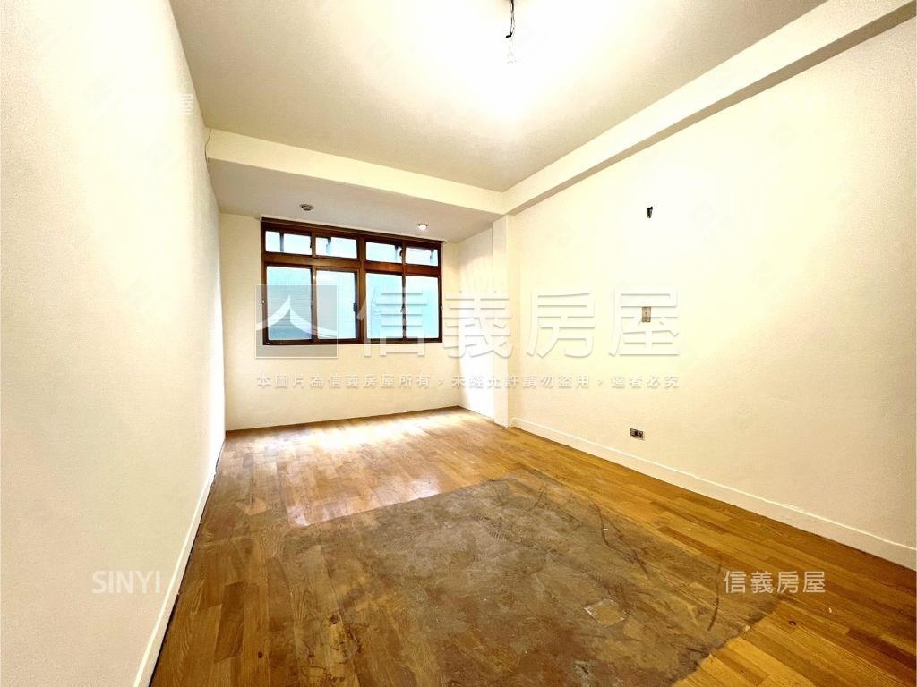 近萬大線ＬＧ０８靜巷雅寓房屋室內格局與周邊環境