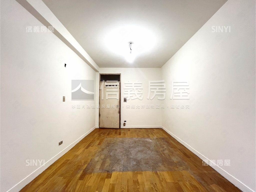 近萬大線ＬＧ０８靜巷雅寓房屋室內格局與周邊環境