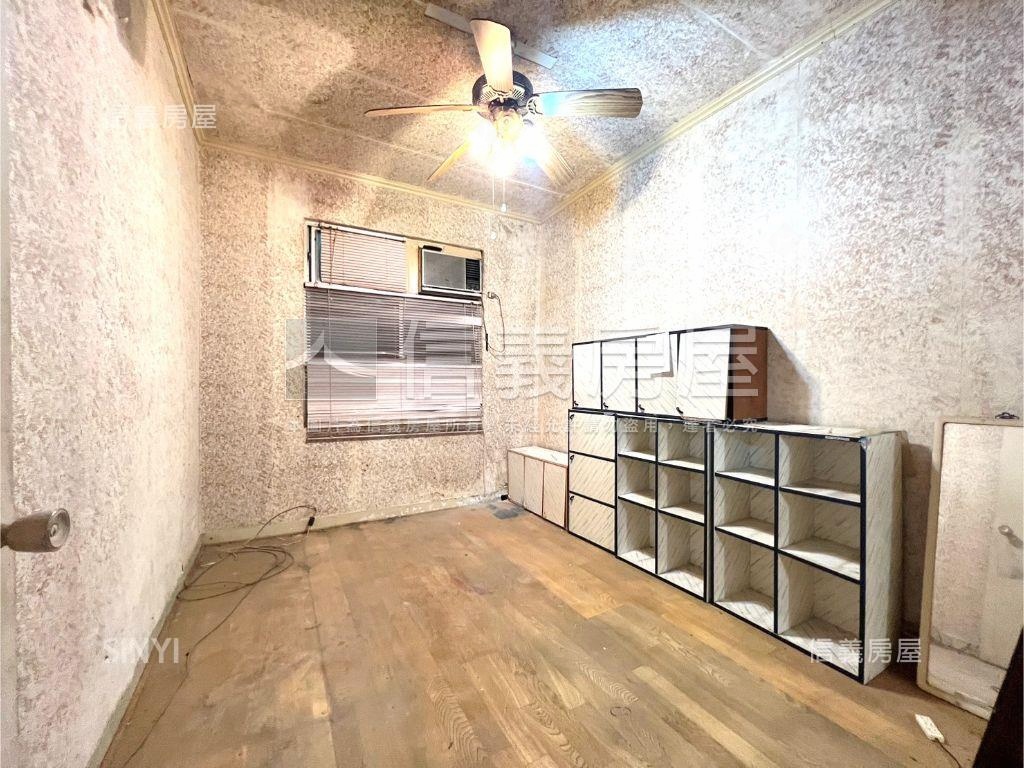 近萬大線ＬＧ０８靜巷雅寓房屋室內格局與周邊環境