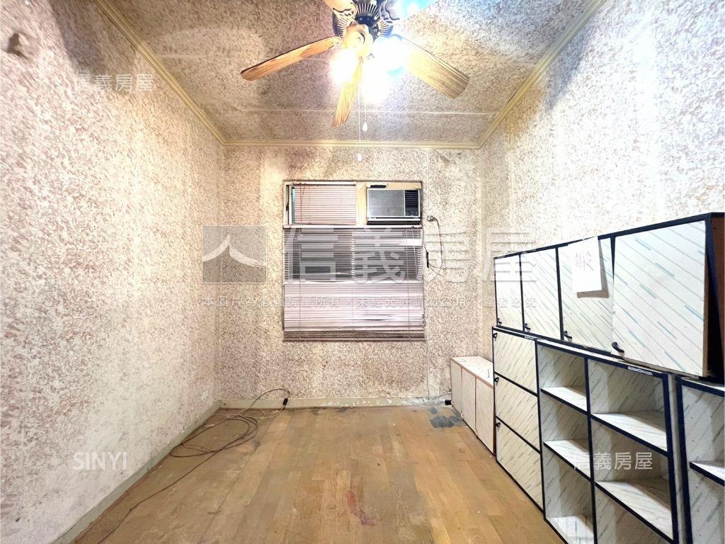 近萬大線ＬＧ０８靜巷雅寓房屋室內格局與周邊環境