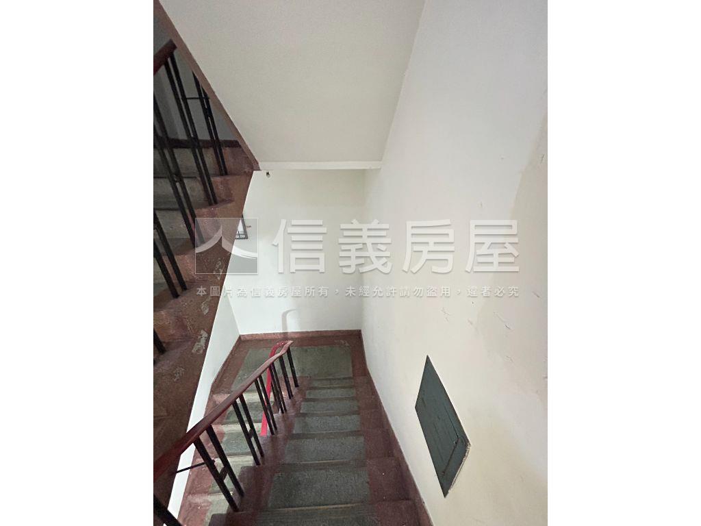 北環線社子方正邊間五樓房屋室內格局與周邊環境