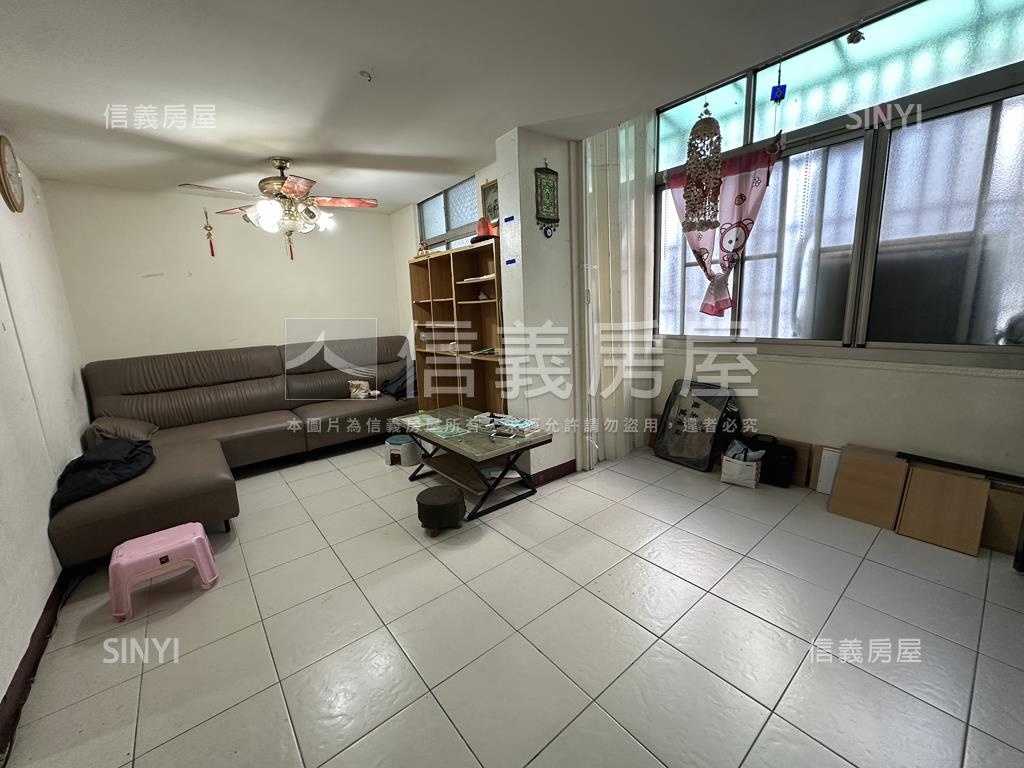 遊園路優美兩房大空間房屋室內格局與周邊環境