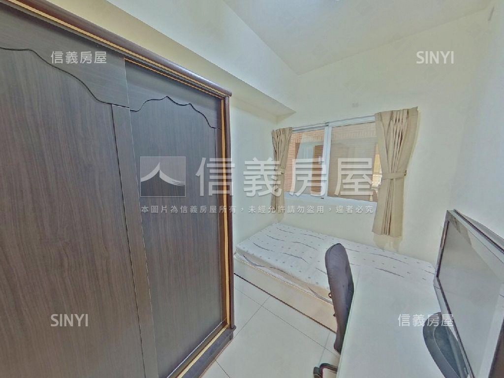 專任法國之星Ｃ棟採光兩房房屋室內格局與周邊環境