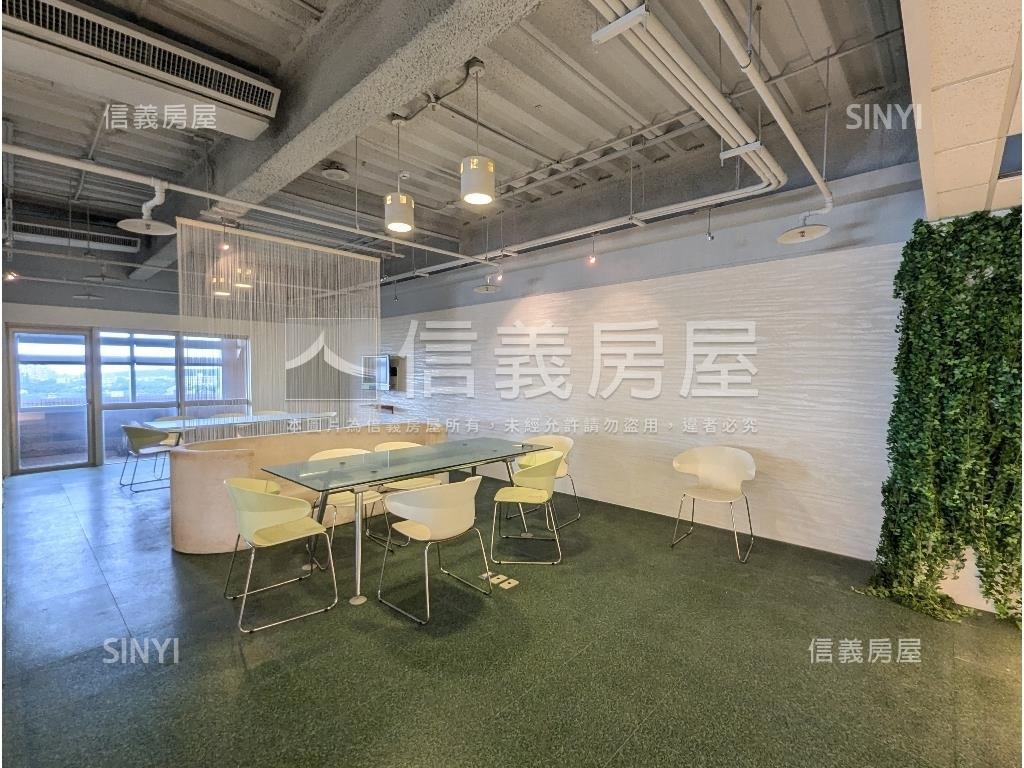 安泰登峰高樓辦公室２５樓房屋室內格局與周邊環境