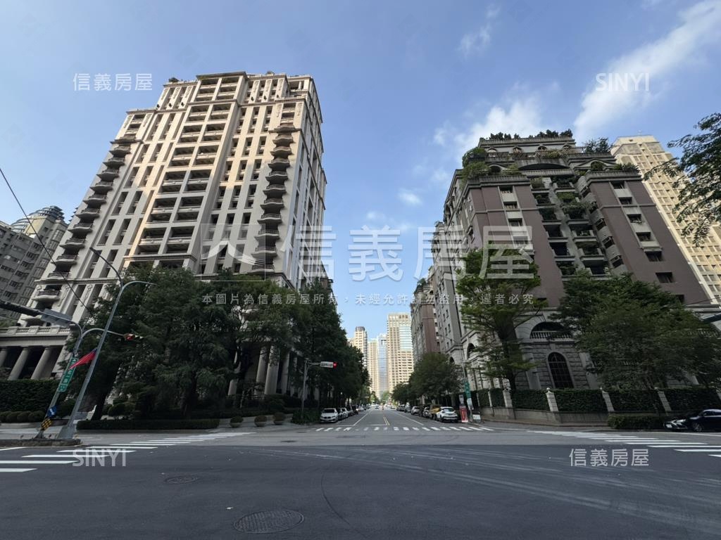 鉑金愛悅★Ａ０２四房平車房屋室內格局與周邊環境