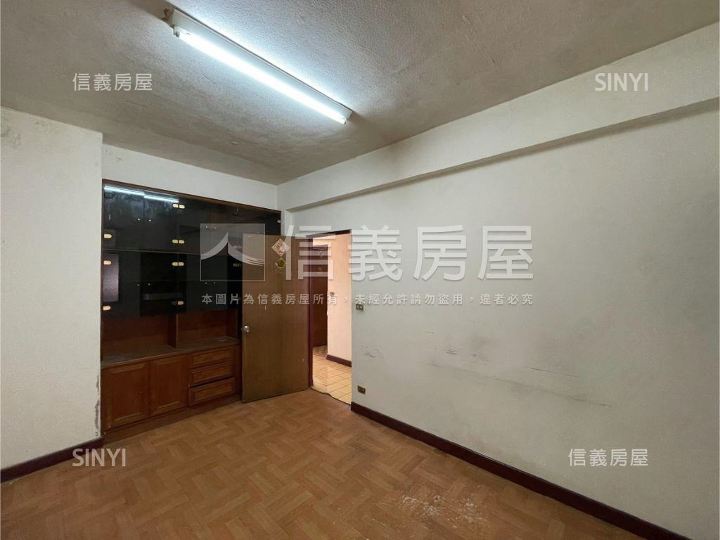 育德路三房美寓房屋室內格局與周邊環境