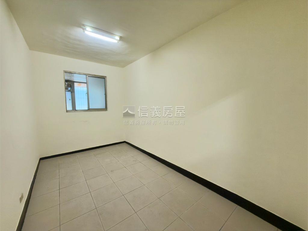 明德站●可住辦１樓房屋室內格局與周邊環境