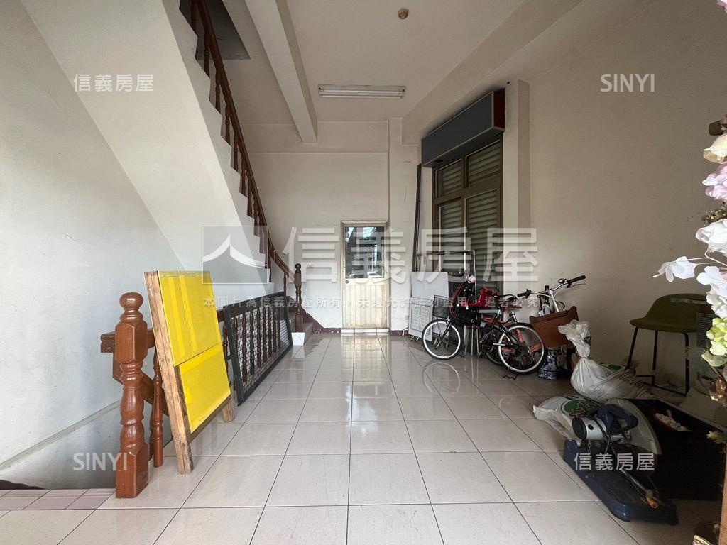 五甲商圈角窗樓店房屋室內格局與周邊環境