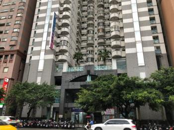 近中國醫高樓視野電梯套房