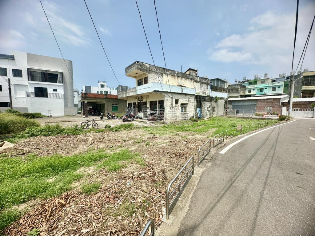 和美近百坪稀有臨路角地房屋室內格局與周邊環境