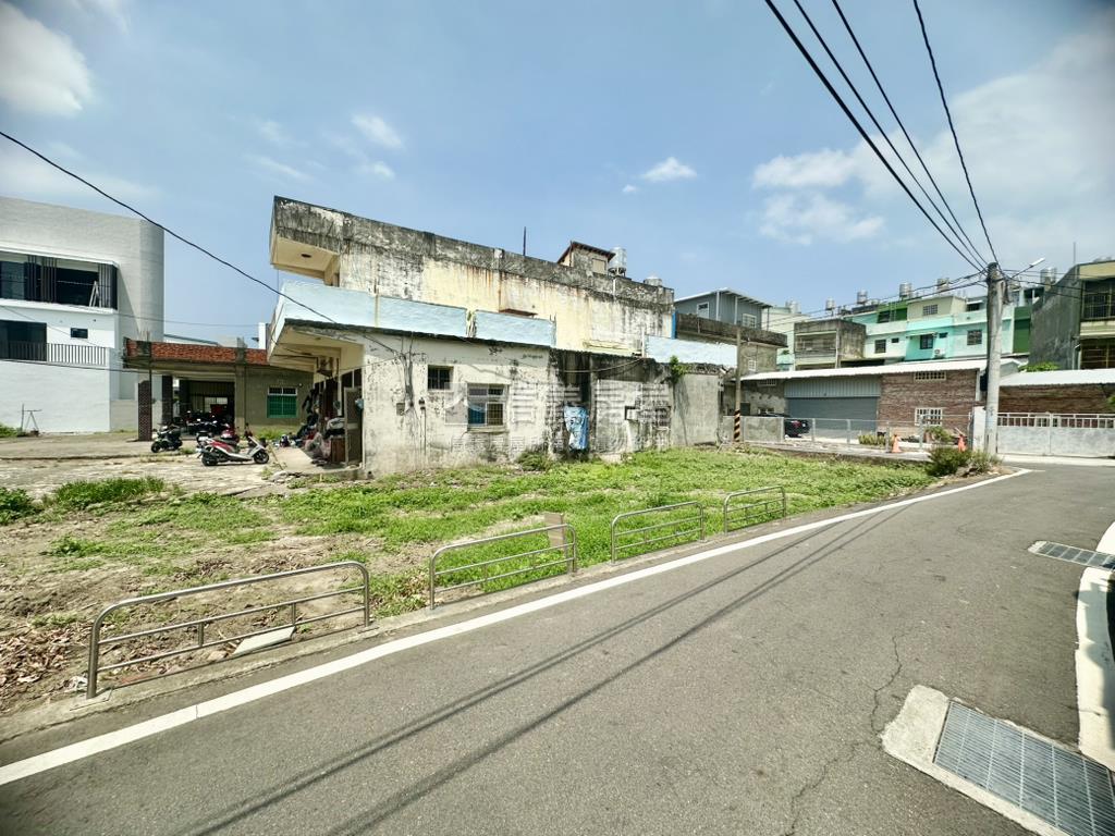 和美近百坪稀有臨路角地房屋室內格局與周邊環境