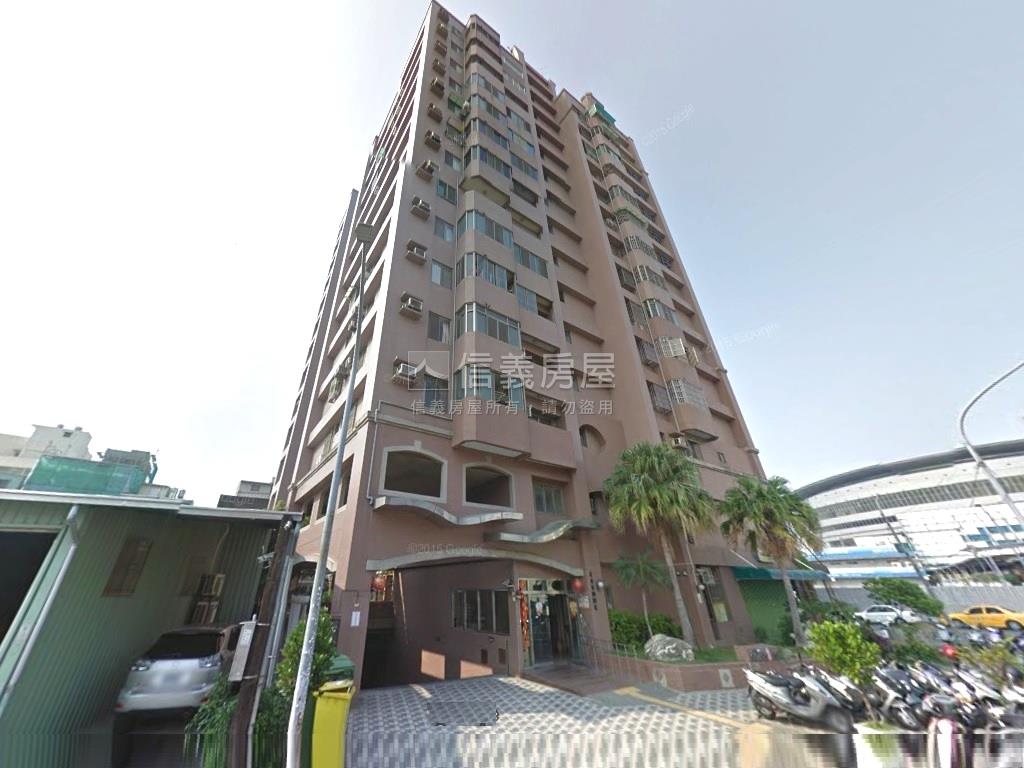 新市民·巨蛋捷運三房平移房屋室內格局與周邊環境