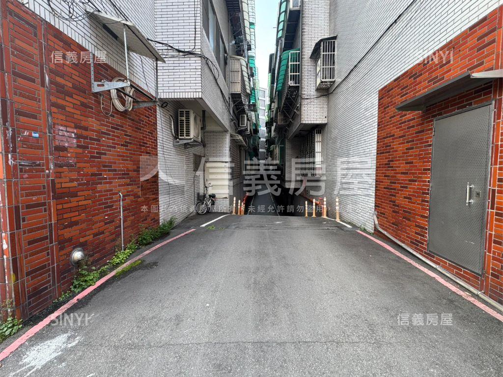 國華捷運三角窗滿租透天厝房屋室內格局與周邊環境