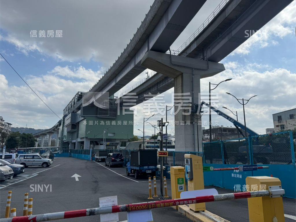 國華捷運三角窗滿租透天厝房屋室內格局與周邊環境