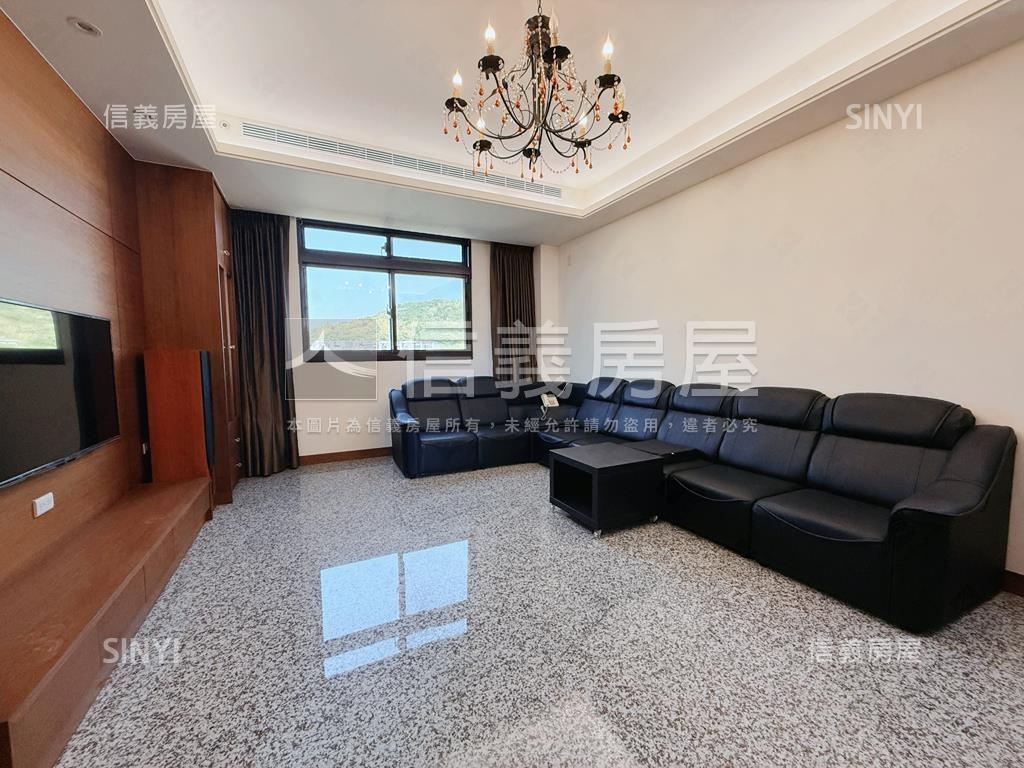 北屯四面採光獨棟別墅房屋室內格局與周邊環境