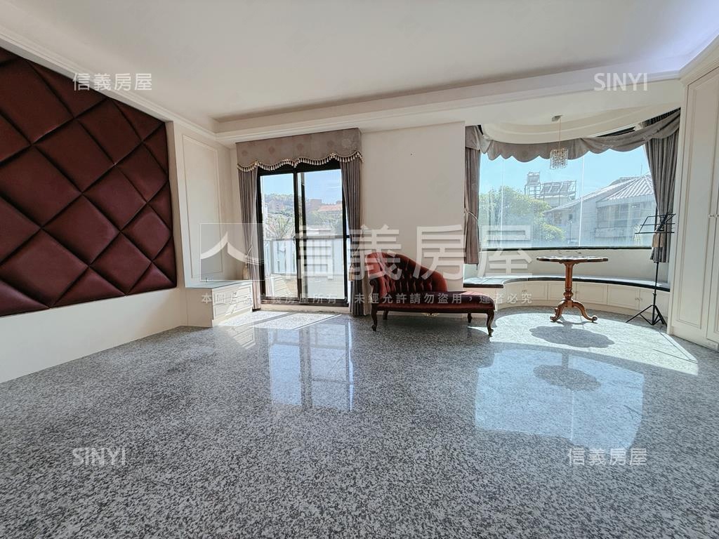 北屯四面採光獨棟別墅房屋室內格局與周邊環境