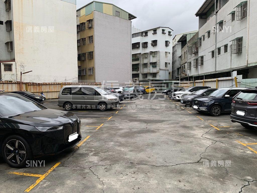 國泰社區旁乙工用地房屋室內格局與周邊環境