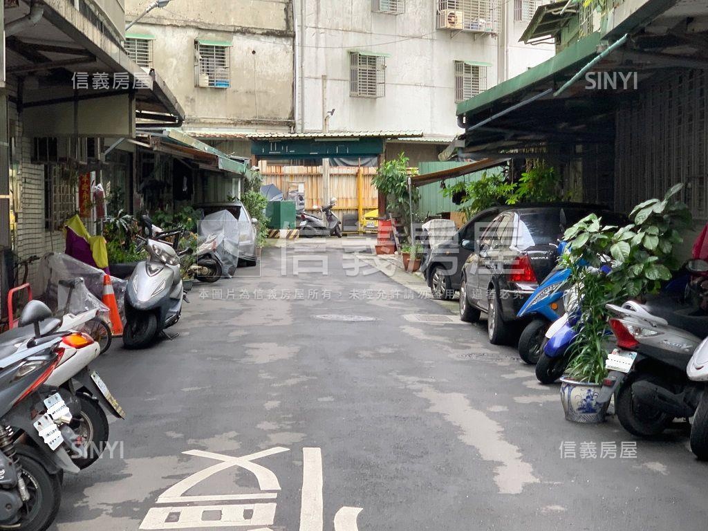 國泰社區旁乙工用地房屋室內格局與周邊環境