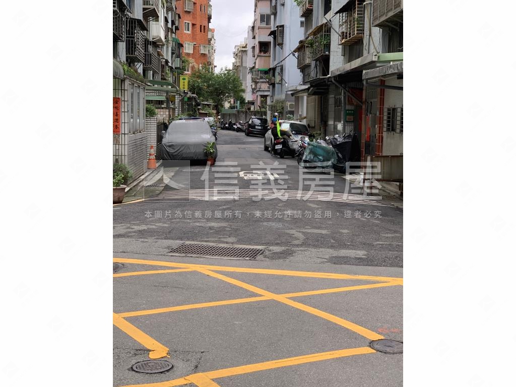 國泰社區旁乙工用地房屋室內格局與周邊環境