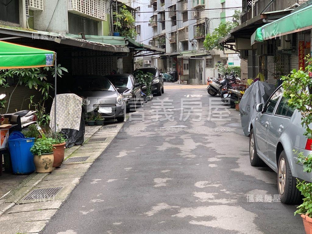 國泰社區旁乙工用地房屋室內格局與周邊環境