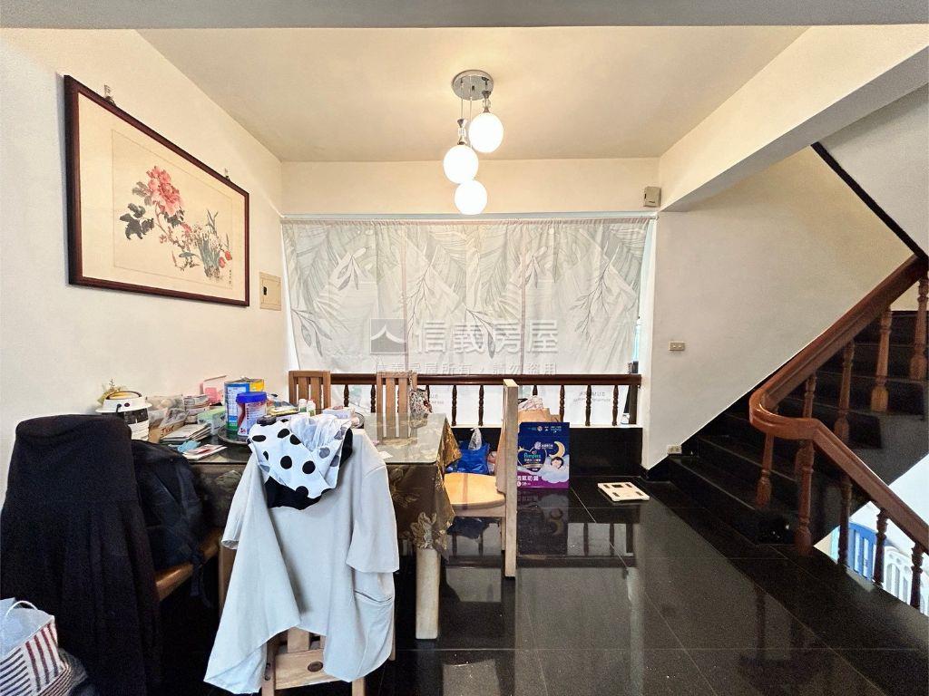 專任誠昌綠第二期霧峰透天房屋室內格局與周邊環境