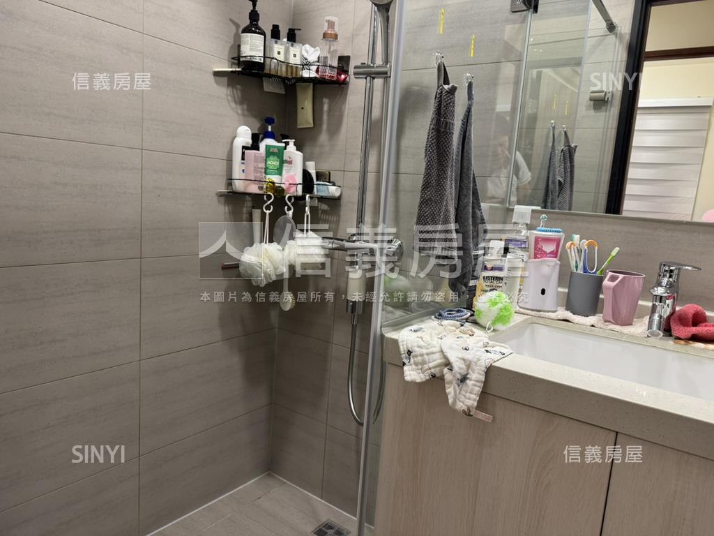 洲際Ｗ二房平車＊歡迎鑑賞房屋室內格局與周邊環境