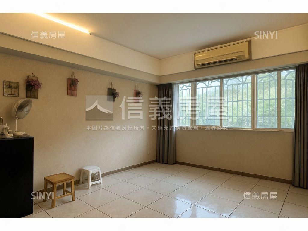 鴛鴦蝴蝶４房＋平面車位房屋室內格局與周邊環境