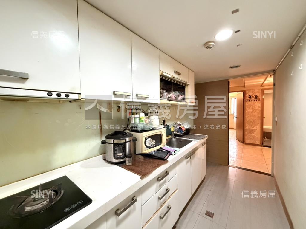 鴛鴦蝴蝶４房＋平面車位房屋室內格局與周邊環境