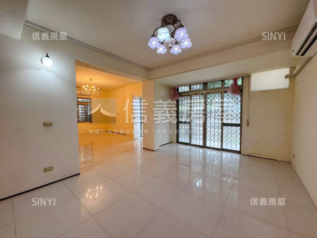 ⭐金龍大庭院稀有透天⭐房屋室內格局與周邊環境