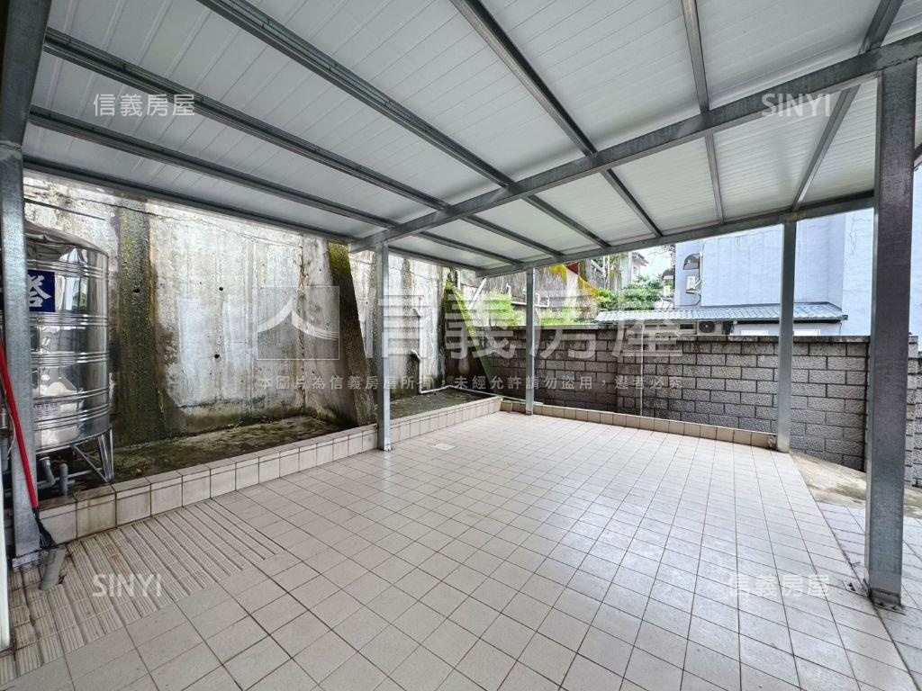 ⭐金龍大庭院稀有透天⭐房屋室內格局與周邊環境
