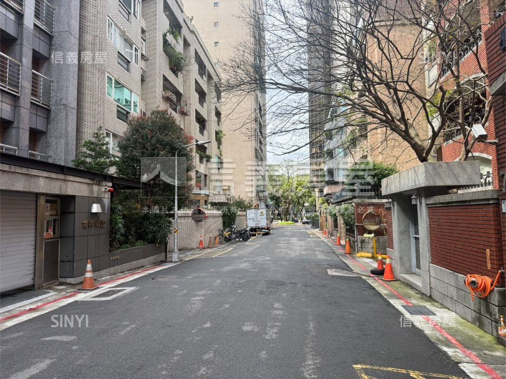 敦南名園氣派豪邸房屋室內格局與周邊環境