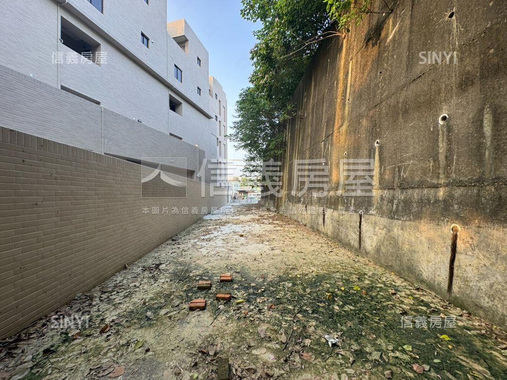 正鳳林四路。稀有美地房屋室內格局與周邊環境