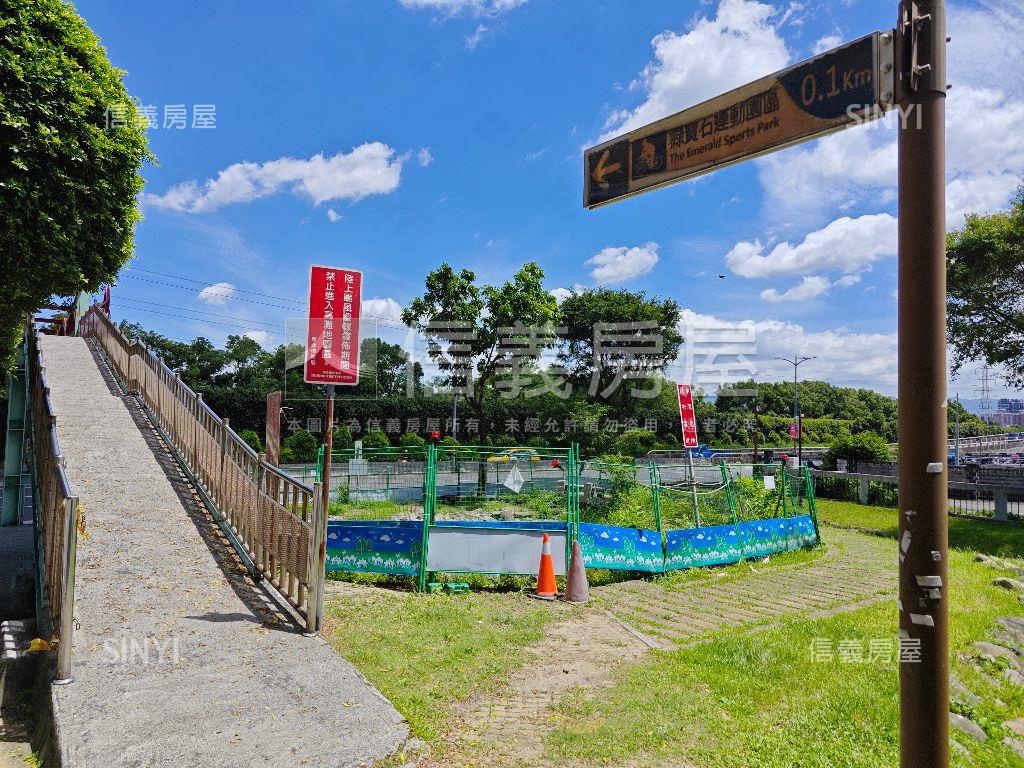 仁愛公園裝潢電梯２房房屋室內格局與周邊環境