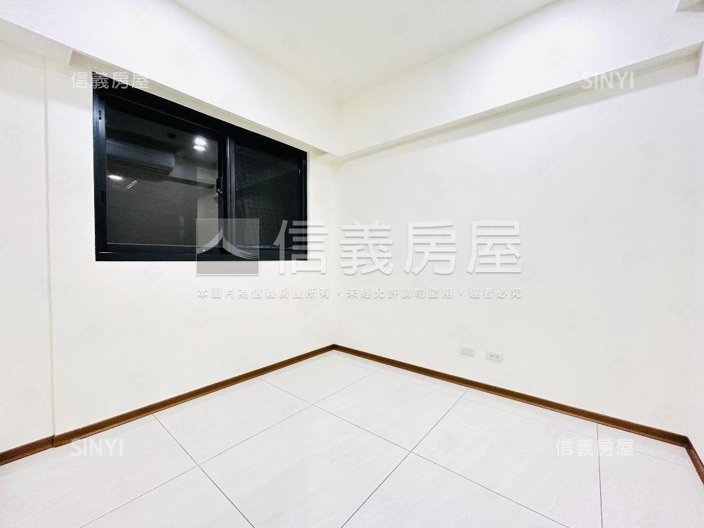 全新交屋方正格局好規劃房屋室內格局與周邊環境