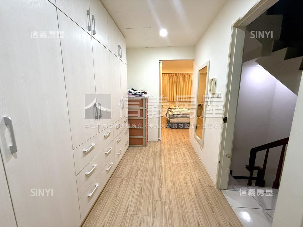 稀有仰涵觀止邊間美透天房屋室內格局與周邊環境
