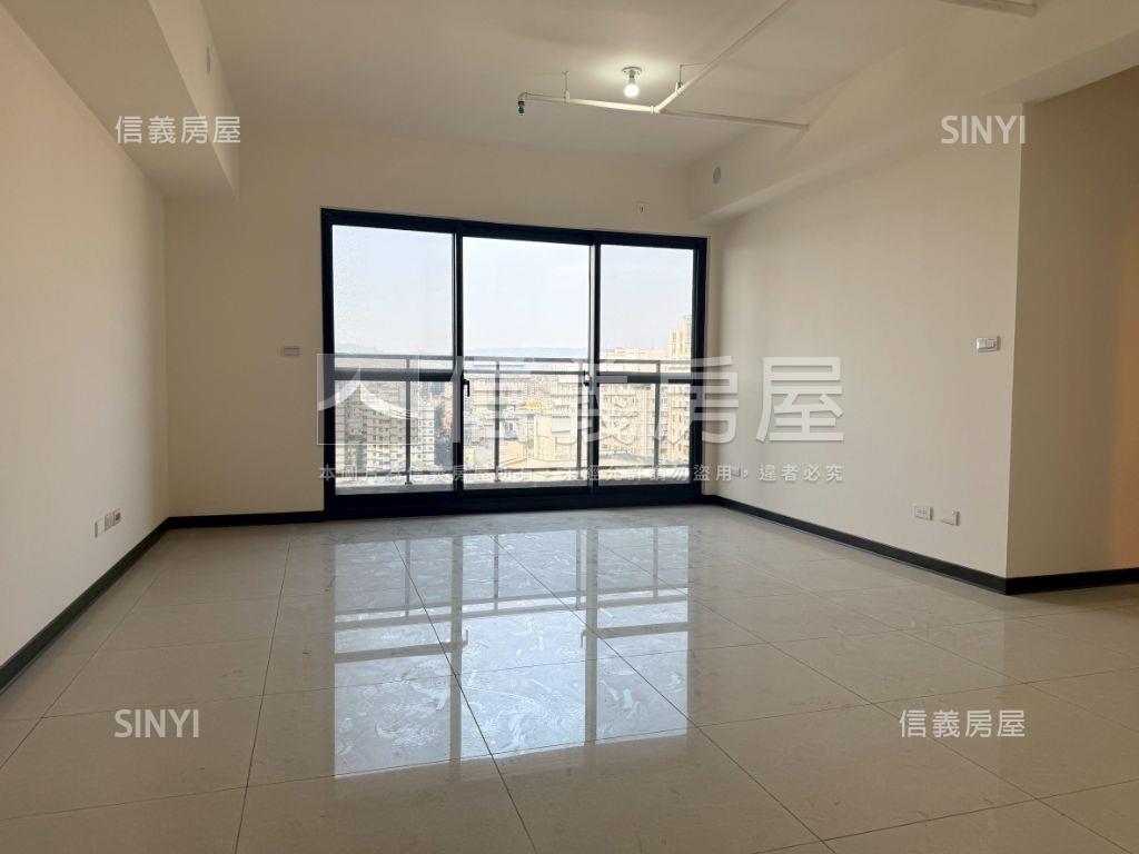 邊間全看山四房３衛雙平車房屋室內格局與周邊環境