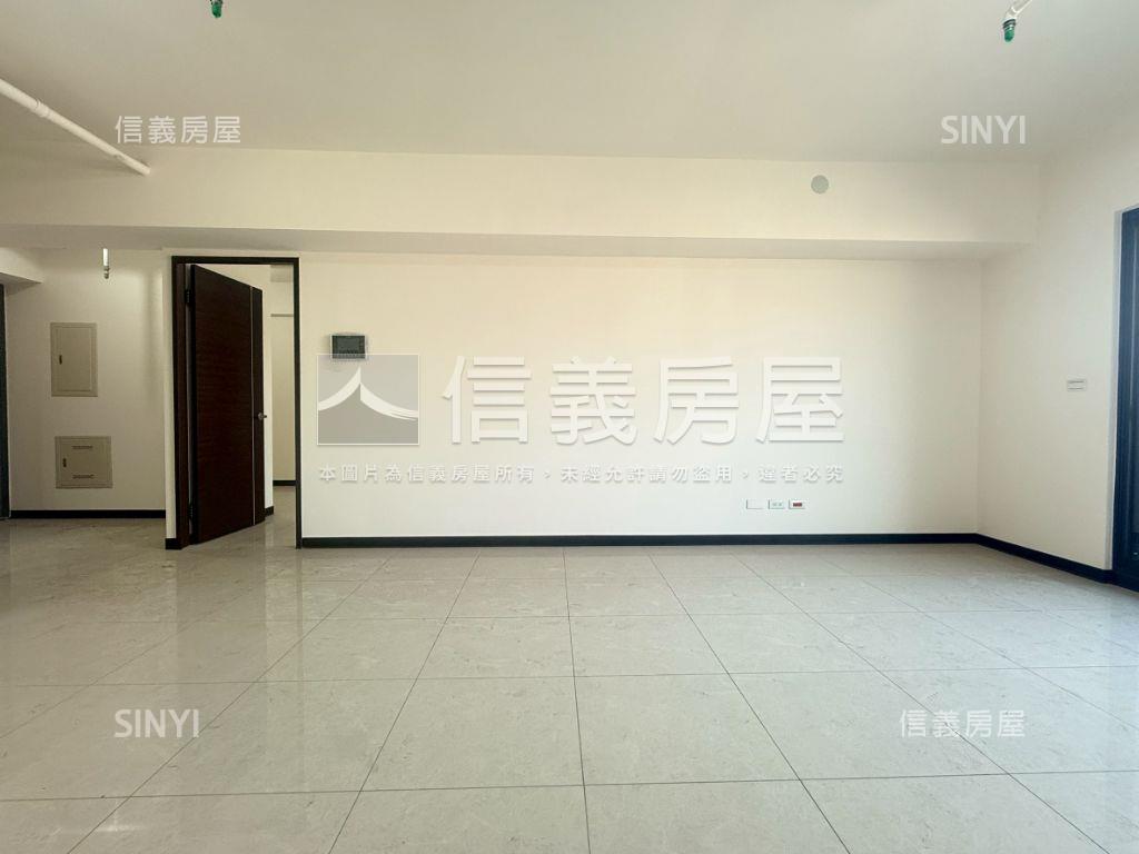 邊間全看山四房３衛雙平車房屋室內格局與周邊環境