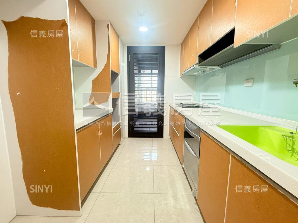 邊間全看山四房３衛雙平車房屋室內格局與周邊環境