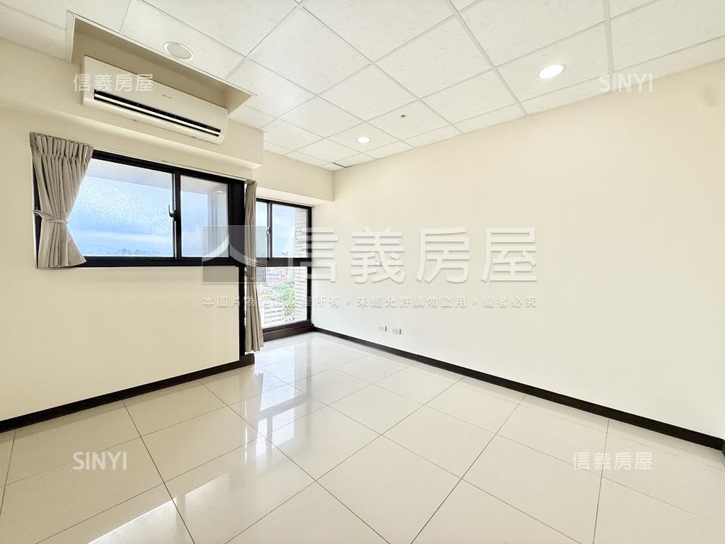 先看這間！面公園景觀宅房屋室內格局與周邊環境